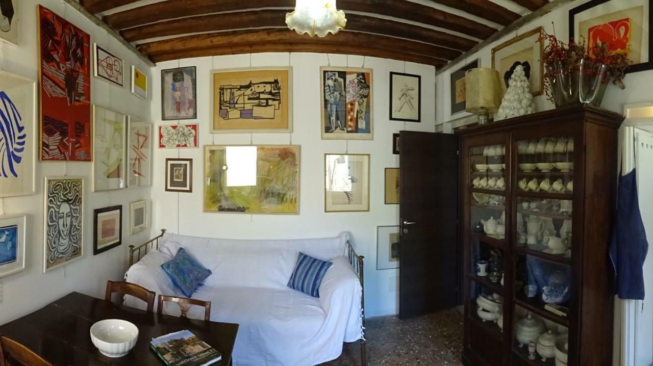 Apartament Artist House *